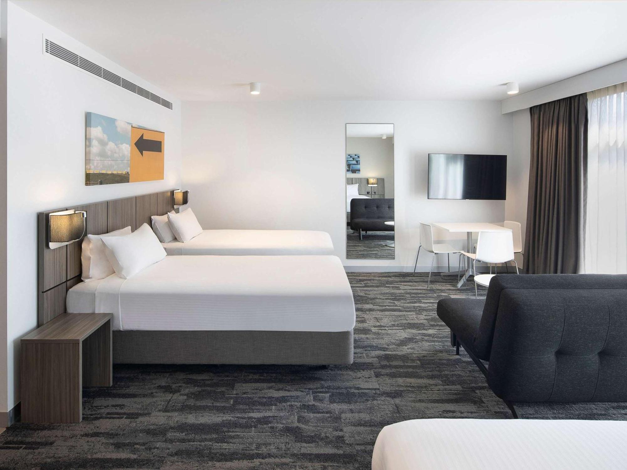 Mercure Sydney Blacktown Arndell Park Экстерьер фото